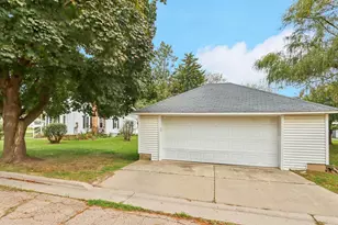 506 N Franklin St, Poynette, WI 53955 - Photo 51