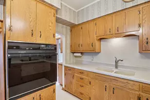 506 N Franklin St, Poynette, WI 53955 - Photo 23