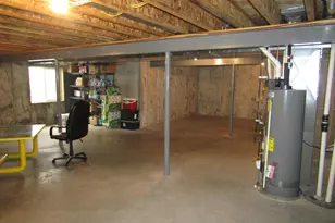 481 N Pearl St, Janesville, WI 53548 - Photo 35