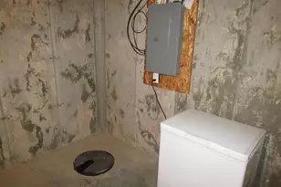 481 N Pearl St, Janesville, WI 53548 - Photo 31