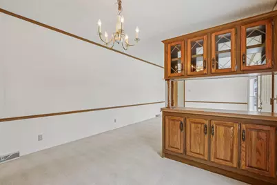 424 Oak Lodge Road, Racine, WI 53185 - Photo 11