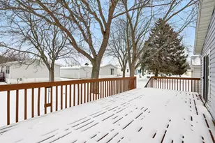 424 Oak Lodge Rd, Racine, WI 53185 - Photo 47