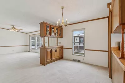 424 Oak Lodge Road, Racine, WI 53185 - Photo 9