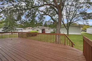 424 Oak Lodge Rd, Racine, WI 53185 - Photo 41