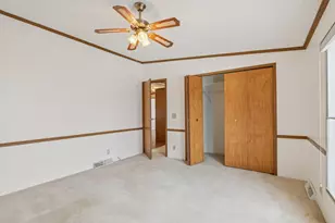 424 Oak Lodge Rd, Racine, WI 53185 - Photo 27