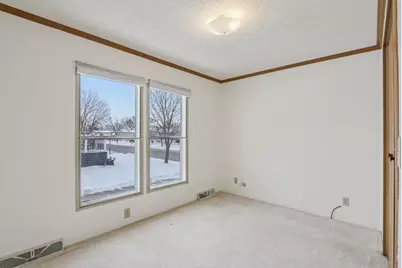 424 Oak Lodge Road, Racine, WI 53185 - Photo 35