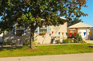 532 Harbor Heights Dr, Racine, WI 53185 - Photo 25