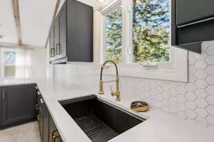 144 Wisconsin St, Beaver Dam, WI 53916 - Photo 11