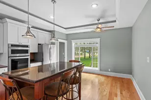 818 Manchester Ct, Nekoosa, WI 54457 - Photo 5