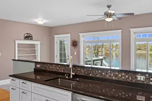 818 Manchester Ct, Nekoosa, WI 54457 - Photo 11