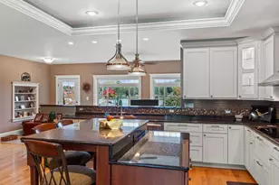 818 Manchester Ct, Nekoosa, WI 54457 - Photo 5