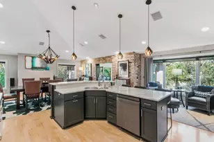 1232 W Sherman Ave, Fort Atkinson, WI 53538 - Photo 7