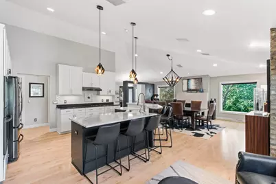 1232 W Sherman Avenue, Fort Atkinson, WI 53538 - Photo 9