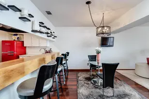 404 S Blount St, Madison, WI 53703 - Photo 13