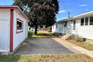 1202 S 9th St, Prairie Du Chien, WI 53821 - Photo 25