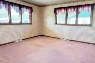 1202 S 9th St, Prairie Du Chien, WI 53821 - Photo 11