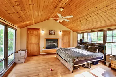 2910 W Bass Creek Road, Beloit, WI 53511 - Photo 9