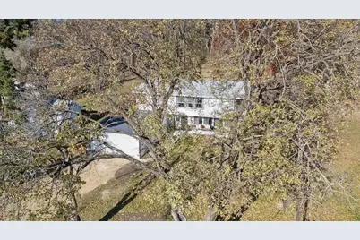 4936 N River Road, Janesville, WI 53545 - Photo 11