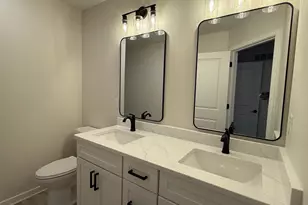 3166 S Bartells Dr, Beloit, WI 53511 - Photo 31