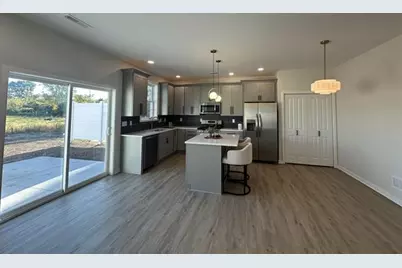 3162 S Bartells Drive, Beloit, WI 53512 - Photo 9