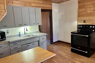 825 Mill St, Hillsboro, WI 54634 - Photo 7