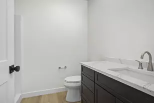 850 Capitol Dr, Dane, WI 53529 - Photo 41