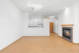 530 W Doty St, Madison, WI 53703 - Photo 5