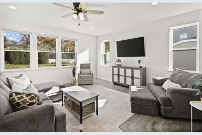 514 Fundamental Way, Cottage Grove, WI 53527 - Photo 5