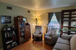 1722 Manitoba Ave, South Milwaukee, WI 53172 - Photo 5