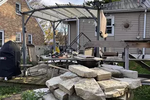 1722 Manitoba Ave, South Milwaukee, WI 53172 - Photo 15