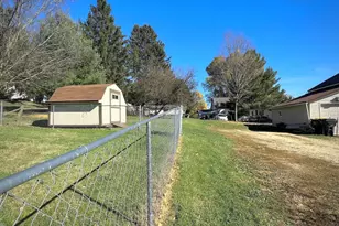 1304 W Seminary St, Richland Center, WI 53581 - Photo 39