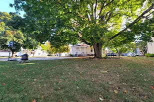 701 E 2nd Ave, Brodhead, WI 53520 - Photo 41