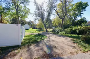 216 N 5th St, Delavan, WI 53115 - Photo 21