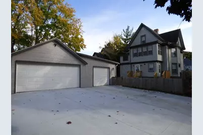 423 Portland Avenue, Beloit, WI 53511 - Photo 9