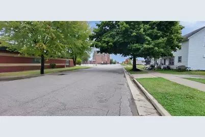 407 W Oak Street, Sparta, WI 54656 - Photo 23