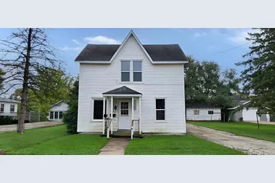 407 W Oak Street, Sparta, WI 54656 - Photo 1