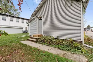 610 Ash St, Baraboo, WI 53913 - Photo 21