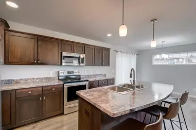 240 Sugar Maple Lane, Verona, WI 53593 - Photo 9