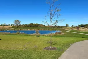 908 Travis Larson Ct, Waunakee, WI 53597 - Photo 41