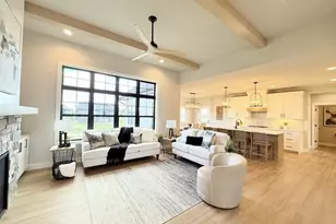 908 Travis Larson Ct, Waunakee, WI 53597 - Photo 5