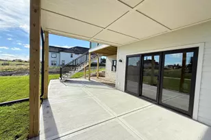 908 Travis Larson Ct, Waunakee, WI 53597 - Photo 37