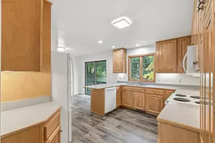 3221 Derby Down, Madison, WI 53713 - Photo 15