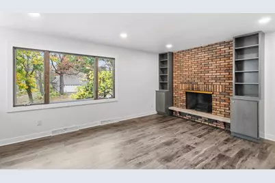 3221 Derby Down, Madison, WI 53713 - Photo 7