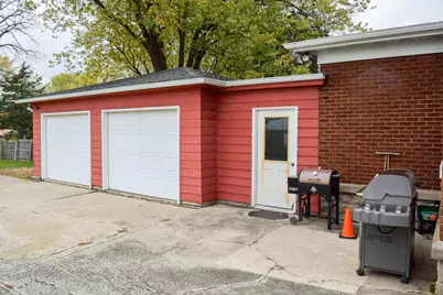 303 S Park Street, Albany, WI 53502 - Photo 5