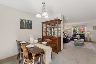 709 Cricket Ln, Middleton, WI 53562 - Photo 9