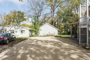 650-652 E North St, Whitewater, WI 53190 - Photo 3