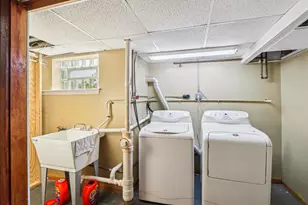 17303 W Greenfield Ave, New Berlin, WI 53146 - Photo 39