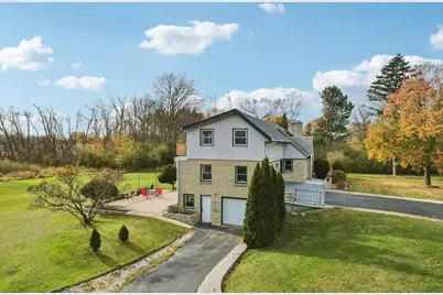 17303 W Greenfield Avenue, New Berlin, WI 53146 - Photo 49