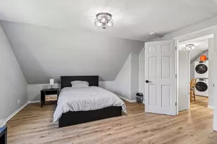 17303 W Greenfield Ave, New Berlin, WI 53146 - Photo 19