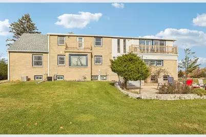 17303 W Greenfield Avenue, New Berlin, WI 53146 - Photo 43